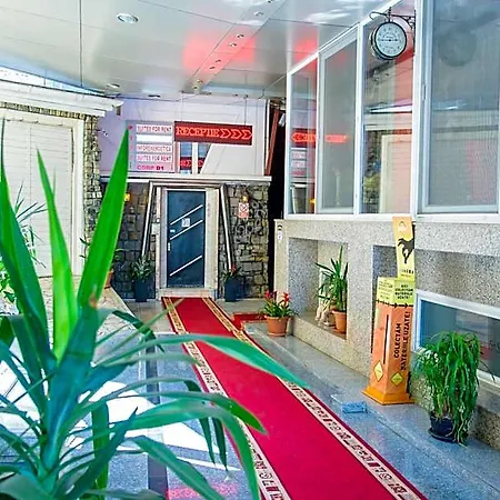 Legends Chambers By Grand Pier Boutique 3*
