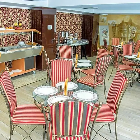 Legends Chambers By Grand Pier Boutique 3*