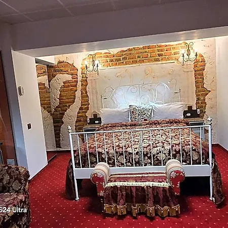 Legends Chambers By Grand Pier Boutique 布加勒斯特