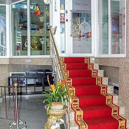 Legends Chambers By Grand Pier Boutique