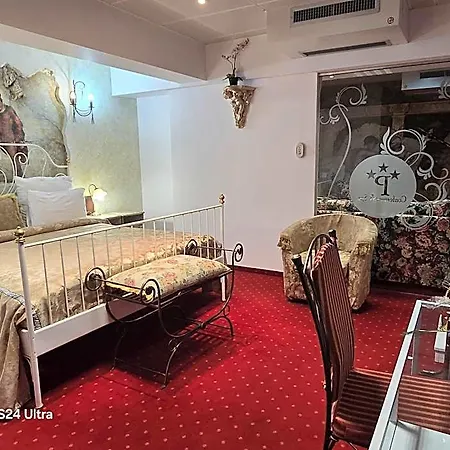 酒店 Legends Chambers By Grand Pier Boutique 3*
